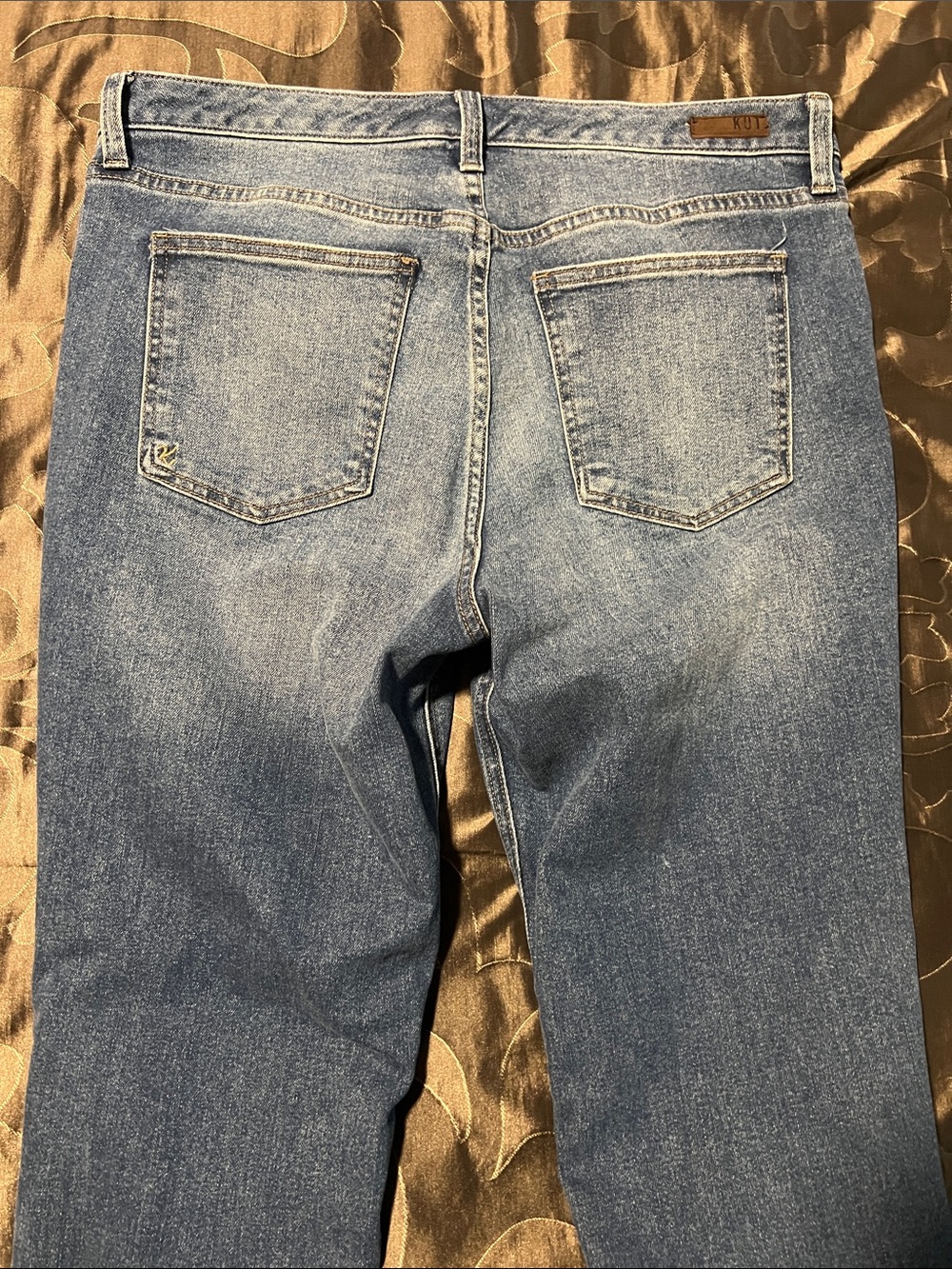 Kut from the Kloth Slouchy Boyfriend Med Blue Distressed Straight-Leg Jeans 12 - Picture 10 of 13
